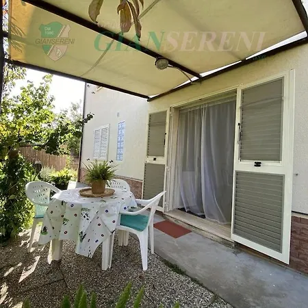 Apartment Costa - Trilocale Con Giardino *