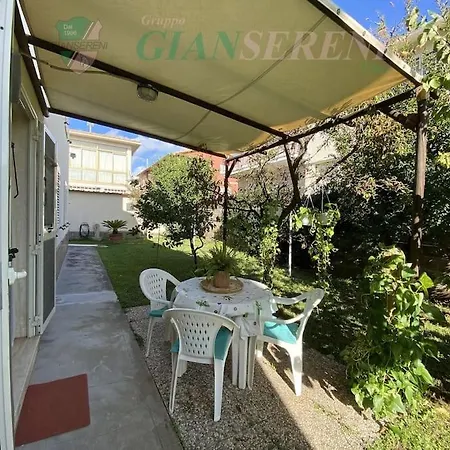 Apartment Costa - Trilocale Con Giardino San Vincenzo