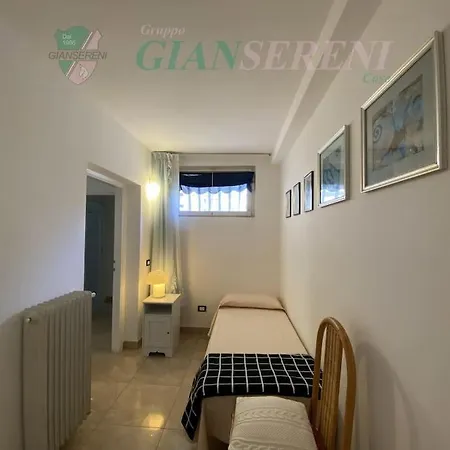 Apartment Costa - Trilocale Con Giardino *