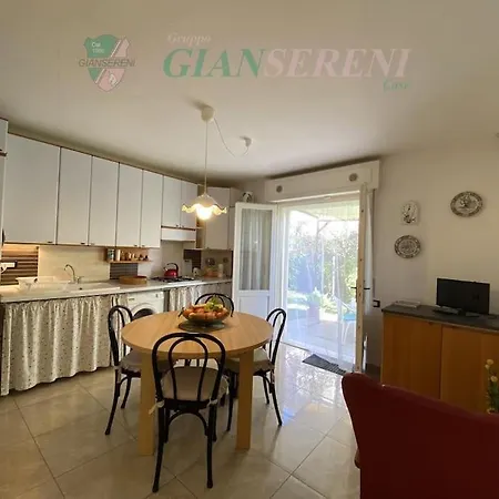 Costa - Trilocale Con Giardino Apartment San Vincenzo